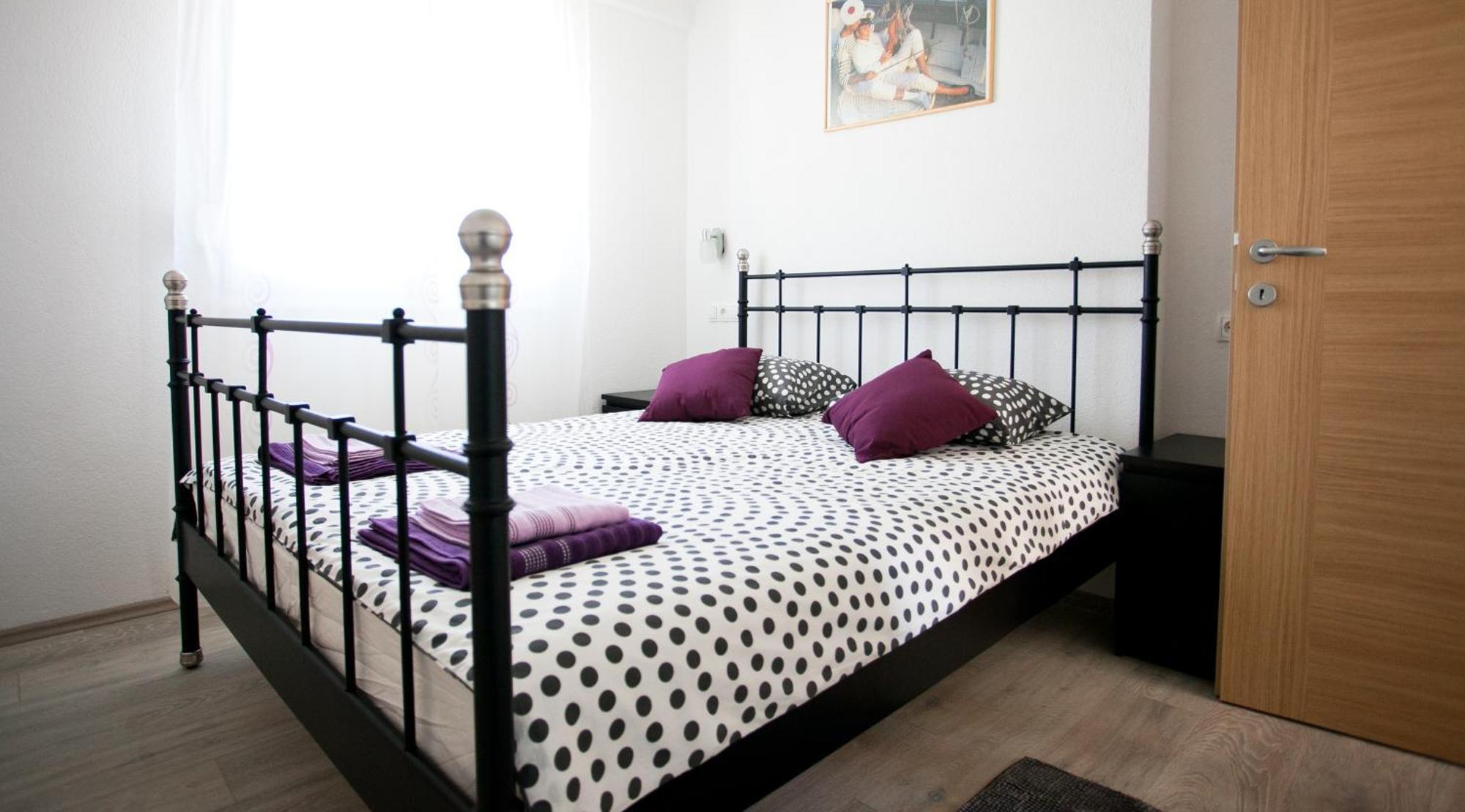 Apartments Medvid Трогир Номер фото
